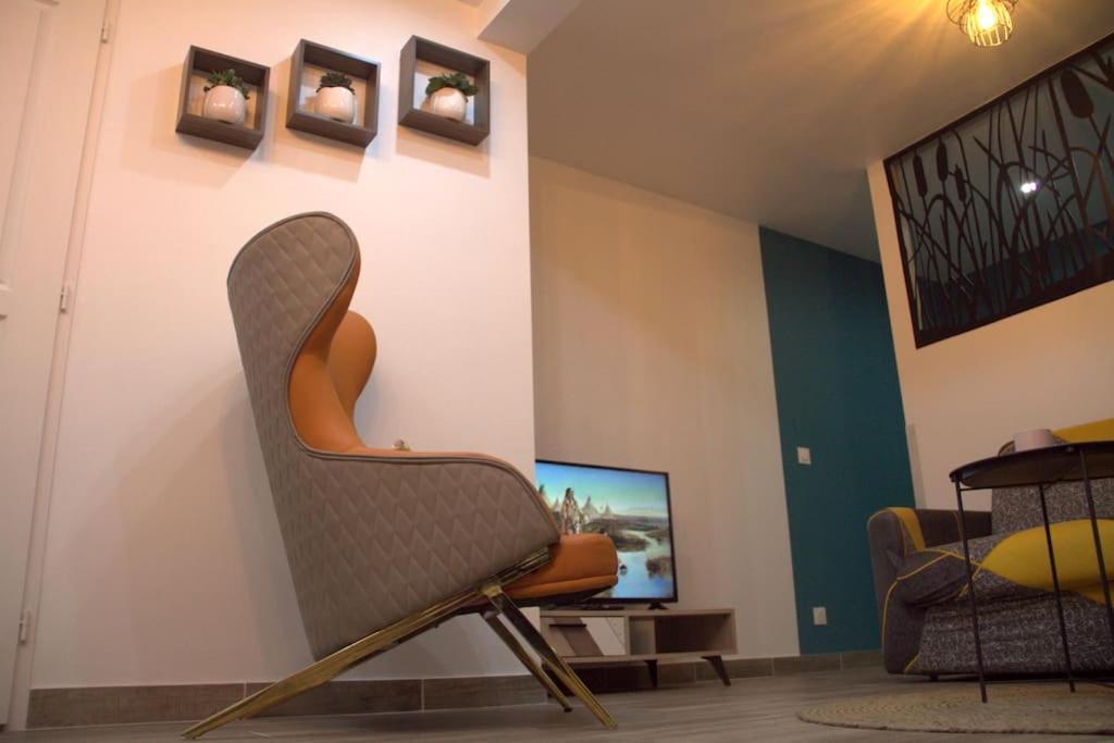 Logement Cosy - Proche Du Prado Bourges Buitenkant foto